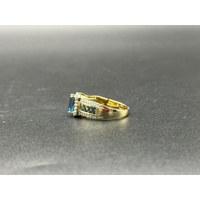 Ladies 9ct Yellow Gold Aquamarine & Diamond Ring