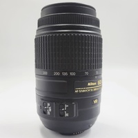 Nikon AF-S DX NIKKOR 55-300mm 1:4.5-5.6G ED VR Zoom Lens F-Mount 58mm