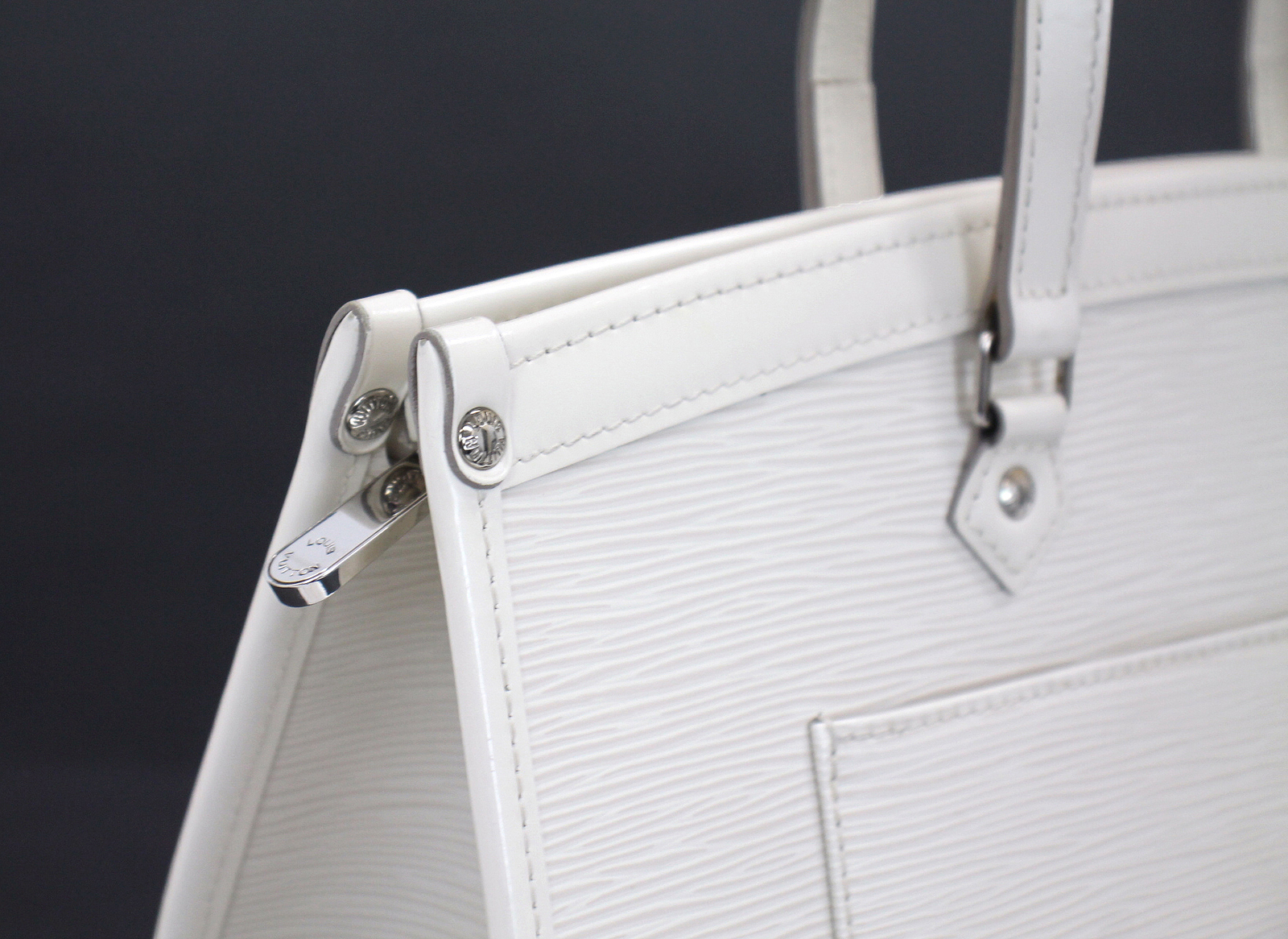 Louis Vuitton White EPI Leather Madeleine GM Bag