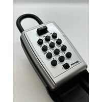 Master Lock Key Safe with Cover Portable Push Button Combination (Pre-owned)