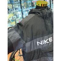 Nike Air Unlined Anorak Green and Black Size XXL Jacket (Pre-owned)