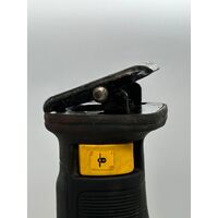 DeWalt DCS386 18v XR Cordless Brushless FLEXVOLT High Power Reciprocating Saw