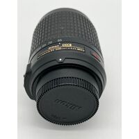 Nikon Camera Lens AF-S DX VR Zoom Nikkor 55-200mm f/4-5.6G IF-ED with Black Bag