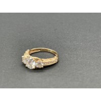 Ladies 10ct Yellow Gold Moissanite Stone Ring (Pre-Owned)