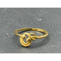 Ladies 21ct Yellow Gold Pattern Ring