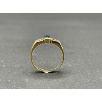 Ladies 18ct Yellow Gold Green Gemstones and CZ Stone Ring