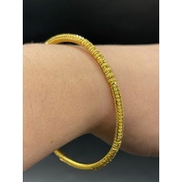 Ladies 22ct Yellow Gold Pattern Round Bangle