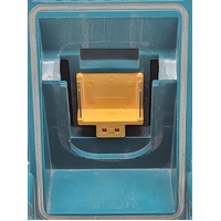 Makita DML805 18V LED Corded Cordless Flood Work Light with 5.0Ah Battery