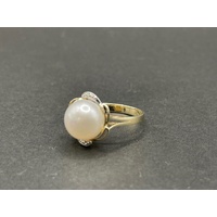 Ladies 9ct Yellow Gold White Pearl Ring