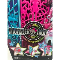 Monster High Skulltimate Secrets Hauntlywood Mysteries Catty Noir Doll