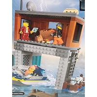 LEGO City Police Speedboat and Crooks Hideout 60417