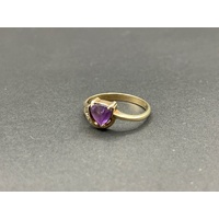 Ladies 9ct Yellow Gold Purple Gemstone and Diamonds Ring
