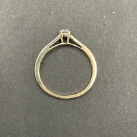 Ladies 10ct Yellow Gold Diamond Ring