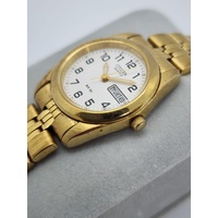 Citizen Quartz Ladies Gold Tone Watch White Dial Day Date 5 Bar WR