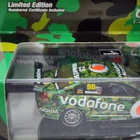 Classic Carlectables Jamie Whincup 2011 Sucrogen VE II Commodore 1:43