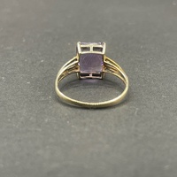 Ladies 9ct Yellow Gold Purple Gemstone Ring