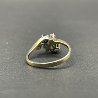 Ladies 9ct Yellow Gold Green Gemstone and Diamond Ring