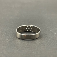 Mens 9ct White Gold Diamond Ring