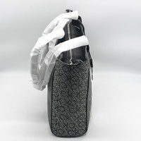 Calvin Klein Estilo HIGAVVD2 Black Tote Women's Handbag Logo Design