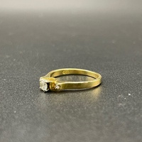Ladies 18ct Yellow Gold Natural Diamond Ring