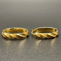 Ladies 9ct Yellow Gold Oval Hoop Earrings