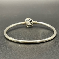Ladies 925 Sterling Silver Round Bangle