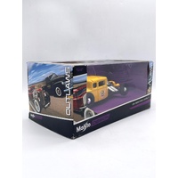 Maisto 1:24 Scale 1929 Ford Model A Diecast Car Yellow Outlaws 2