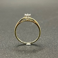 Ladies 9ct Yellow Gold Natural Diamond Ring
