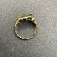 Ladies 9ct Yellow Gold Green Gemstone Ring