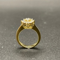 Ladies 18ct Yellow Gold Diamond Fleurette Ring