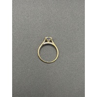 Ladies 9ct Yellow Gold Cubic Zirconia Ring
