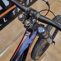 Giant Glory 8.0 Maestro 2014 Downhill Mountain Bike Full Suspension Used MTB