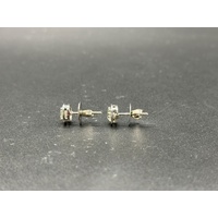 Ladies 18ct White Gold Diamond Stud Earrings