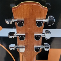 Yamaha APX700 NT Acoustic Guitar Natural Tuner w/ Ashton Hard Case