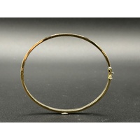 Ladies 18ct Yellow Gold Oval Hinged Bangle Bracelet 