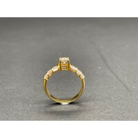 Ladies 14ct Yellow Gold Diamond Ring (Pre-Owned)