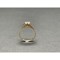 Ladies 9ct Yellow Gold CZ Ring (Pre-Owned)