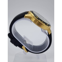 Guess W1174G4 Mens Gold Tone Black Rubber Strap Watch Sporty Chronograph