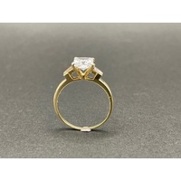 Ladies 9ct Yellow Gold Cubic Zirconia Ring