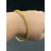 Ladies 22ct Yellow Gold Pattern Round Bangle