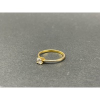Ladies 21ct Yellow Gold Cubic Zirconia Ring