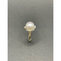 Ladies 9ct Yellow Gold White Pearl Ring