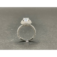 Ladies 925ct Sterling Silver Moissanite Diamond Ring