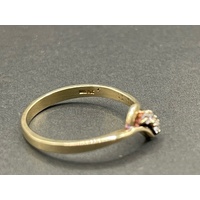 Ladies 9ct Yellow Gold Cubic Zirconia Ring