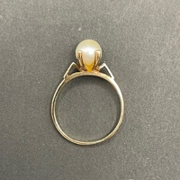 Ladies 9ct Yellow Gold White Pearl Ring