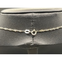 Ladies 9ct White Gold Margarita Twist Link Chain & Circle Pendant
