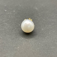 Ladies 18ct Yellow Gold White Pearl Pendant