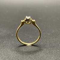 Ladies 18ct Yellow Gold Natural Diamond Ring