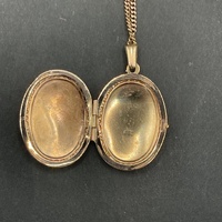 Ladies 9ct Rose Gold Curb Link Necklace & Oval Locket Pendant