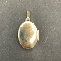 Ladies 9ct Yellow Gold Oval Cameo Pendant